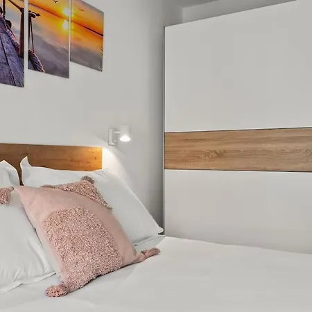 El Rincon De Tufia 아파트 *